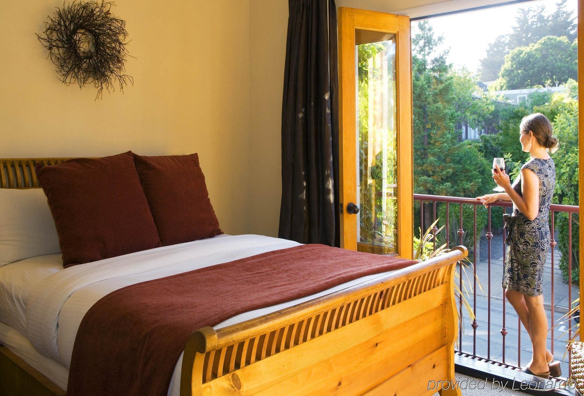 Mill Valley Inn Room photo